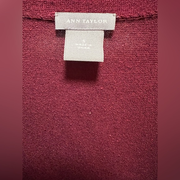 Ann Taylor Faux Wrap Sweater Size Small - Picture 3 of 3